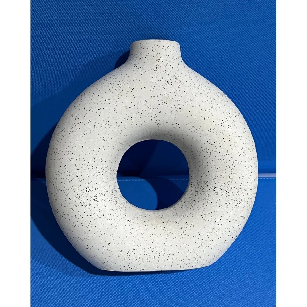 Modern White Speckled Ceramic Donut Vase Minimalist Circular Sculptural Decor 8
